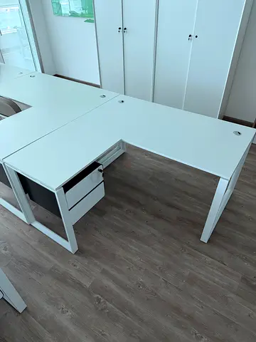L-Shaped Office Desk with Drawer Unit - Modern White - Excellent Condition