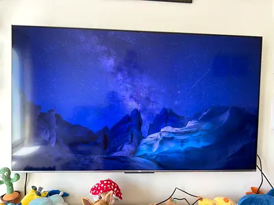 75-inch QLED TCL 4K Smart LED TV - Wall-mounted, Excellent Condition