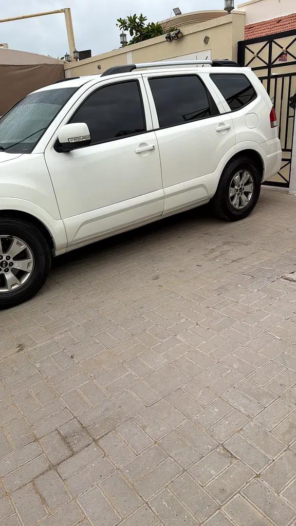 Kia Mohave 2018 — photo 1 of 7