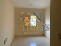 Studio apartment with a practical layout and a semi-separate kitchen, suitable for family living