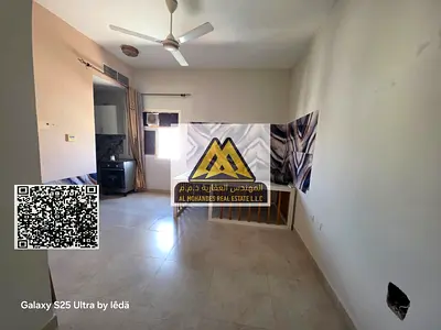 استوديو كبير في الروضة 3 عجمان، مطبخ شبه منفصل وتكييف مركزي، موقع مميز قريب من الخدمات، الإيجار 19 ألف سنوياً، الدفع 6 دفعات فقط