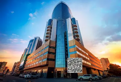 شقه غرفه وصاله للايجار الشهري المفروش شامل جميع الفواتير مع باركين في ابراج الاورينت منطقه البستان عجمان