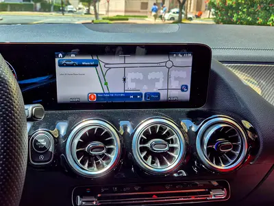 صورة 13 لـ 2025 Mercedes-BENZ GLA