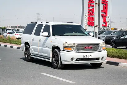 2001 - GMC YUKON XL DENALI -  JAPAN IMPORTED