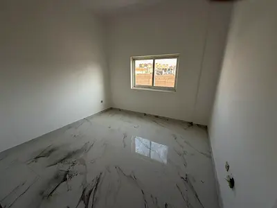 غرفة وصالة جديدة أول ساكن في المويهات - مساحة كبيرة - غرفة ماستر - 2 حمام مع بلكون - تكييف مركزي - السعر 35 ألف - 4 أو 6 دفعات