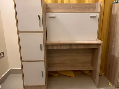 Study Desk In Excellent Condition For Sale