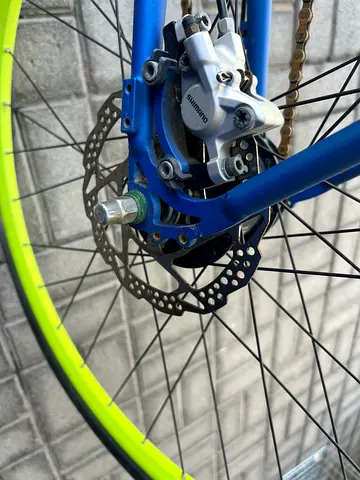 Used urban bike with neon rims — used condition (brand: IBEX) gear shifting defective