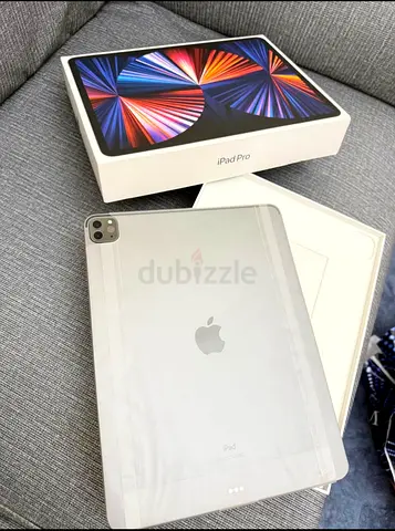 Apple iPad Pro 12.9 (5th Generation) 1TB-Silver with Original Box, Two Covers and Original Charger.