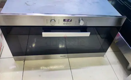 Miele H 6290 B built-in electric oven.