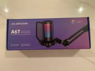 Fifine microphone in excellent condition. Clear, high-quality sound, perfect for gaming negotiable