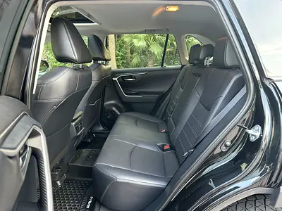 صورة 9 لـ 2019 Toyota RAV 4