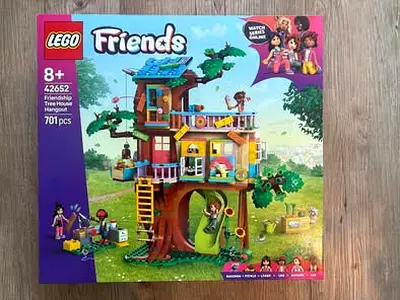 FLASH SALE BRAND NEW LEGO 42652 FRIENDS TREE HOUSE HANGOUT