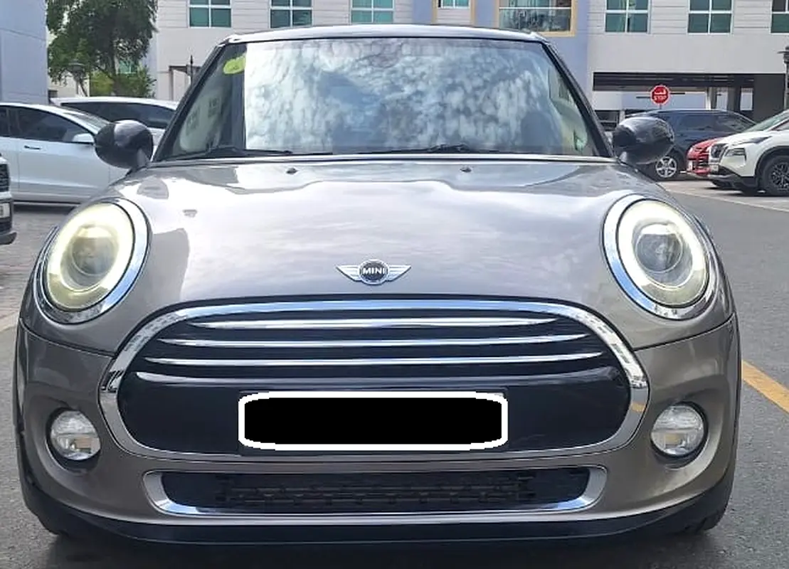 MINI Cooper 2017 — photo 1 of 8