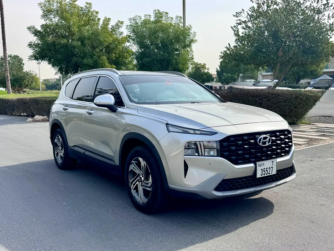 Hyundai Santa Fe 2021 — photo 1 of 14