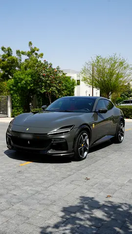 Ferrari Purosangue / 2024 /  4,100km  / Full carbon / panoramic roof / 2 keys / Eu spec