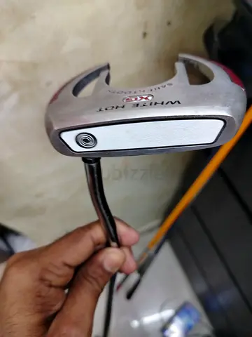 PutterOdyssey White Hot XG Sabertooth Putter