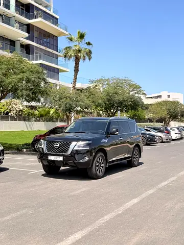 Nissan Patrol 2022 GCC Titanium V6 engine