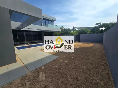 5 BR SIGNATURE