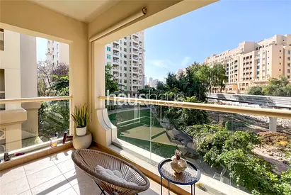 Upgraded | Park View | Vacant on Transfer