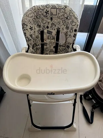 Baby high chair with removable tray