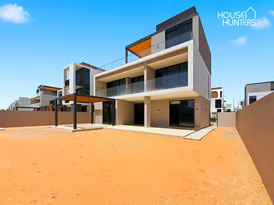Park Views | 5 bed plus sky roof | Brand new