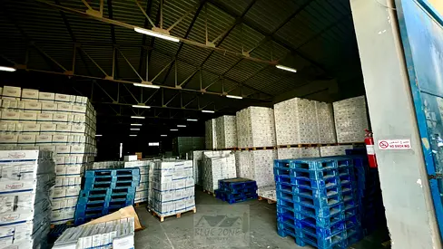 20% tax free warehouse for rent - Clean warehouse- Main road property