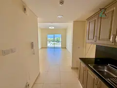 OPPOSITE CITY WALK | ELEGANT STUDIO | LAUNDRY ROOM