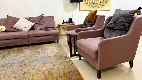 3-Seater Sofa + 2 Armchairs Set with Area Rug - Good Condition
