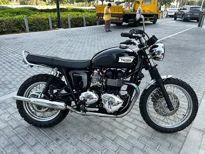 Triumph T100 Bonneville