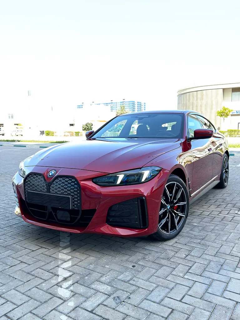 BMW i4 2025 — photo 1 of 20