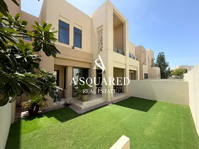 فيلا بموقع مميز | على بُعد خطوات من المرافق | حديقة مُنسّقة