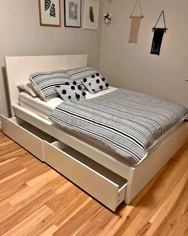 Malam queen size bed 160/200cm bed with 2 storage drawers underneath and Ikea mattress