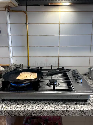 Geepas Stainless Steel Built-in Gas Hob with 4 Burners - Good Working Condition