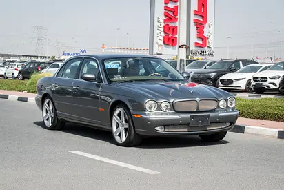 2006 - JAGUAR XJ8 - GOOD CONDITION - ONLY 43,000 KM