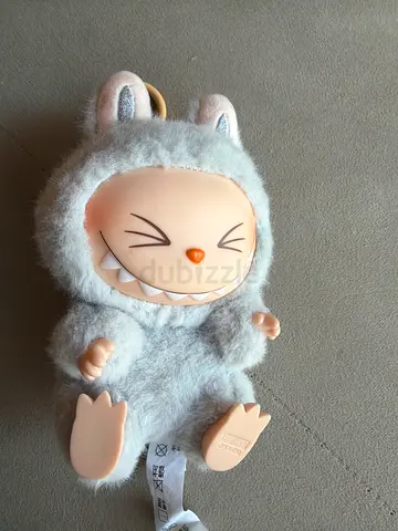 Toy labubu