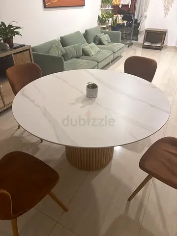 2XL Round marble-effect (porcelain) dining table with wooden base (4-seater)
