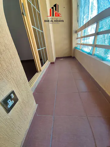Spacious 1BR!! Near Pond Park!! Balcony & 2 Full Washrooms!!
