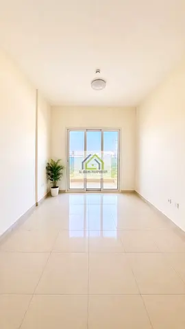 Spacious 1BR | 2 Balconies | Rooftop Pool | Parking