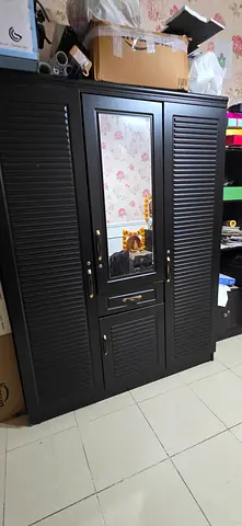 Dark Wooden 3-Door Wardrobe with Mirror and Drawers