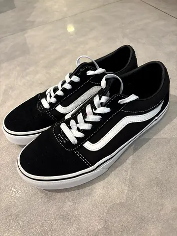Black Vans Old Skool sneakers - worn once, size UK 5