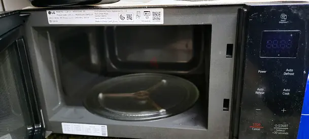 LG Microwave 30L – Not used