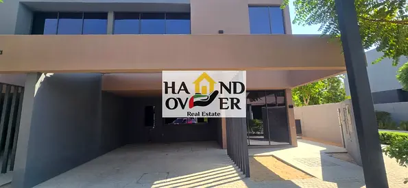 4BED CORNER UNIT /MAJILIS / EXCELLENT VALUE /PRIME LOCATION