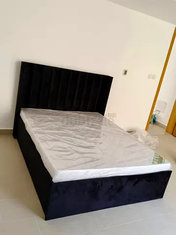 Black Velvet  Brand new Queen size bed with medical mattress good Quality Queen bed