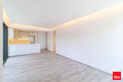 Large Layout | Bright Unit | Prime Location