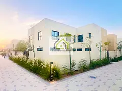 Upgraded 5BedRoom+ Maod Room For Rent (Solor System) Gym Pool