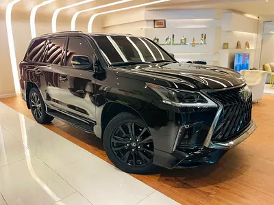 Lexus LX 570 Black Edition 2019 - GCC Specs - Excellent Condition