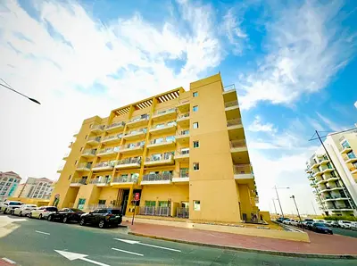 HOT OFFER LUXURY LIVING SPACIOUS 1 BEDROOM WITH 2 BATHROOMS WITH 2 BALCONIES PARKING FREE ON PRIME LOCATION CONTACT US NOW