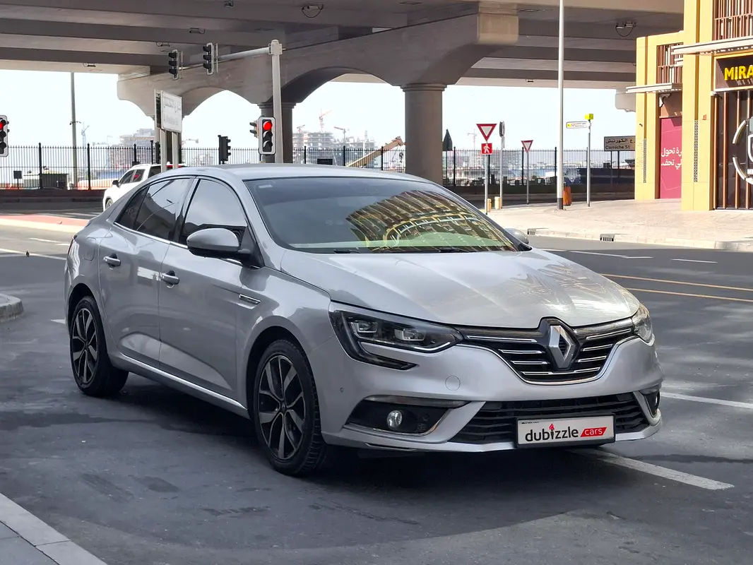 Renault Megane 2020 — photo 1 of 14