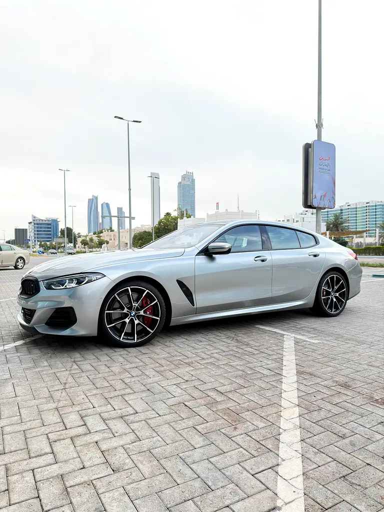 BMW 8-Series 2023 — photo 1 of 20