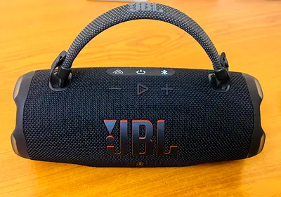 JBL Charge 6-Portable Bluetooth Speaker with Carry Handle (brand new)